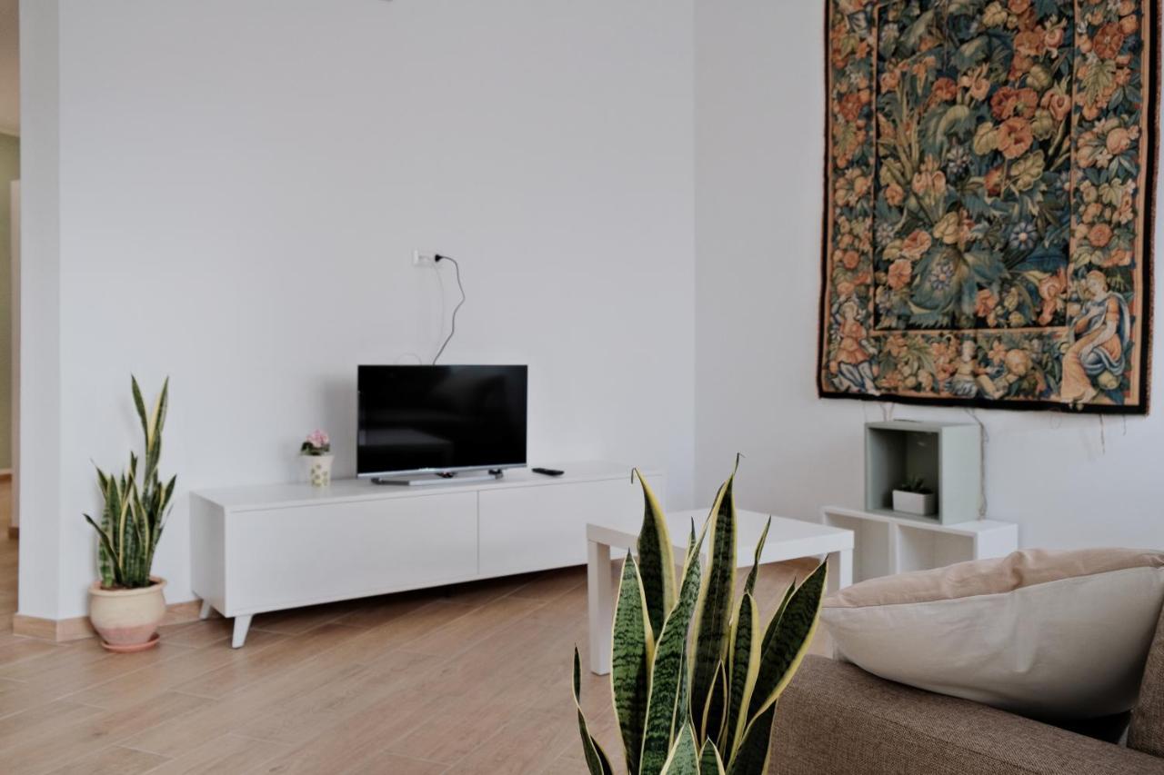 Relax-Comfort-Home City Center Porto Torres Buitenkant foto